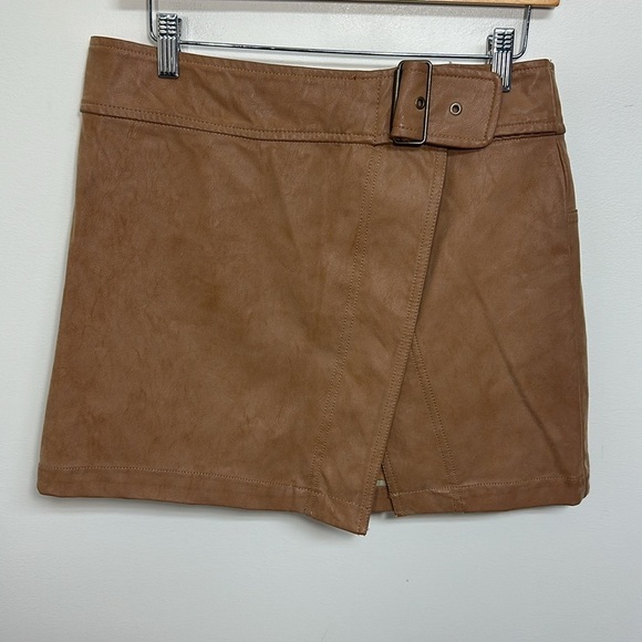 Free People Ari Wrap Skirt in Camel 8 NWT - Picture 3 of 6